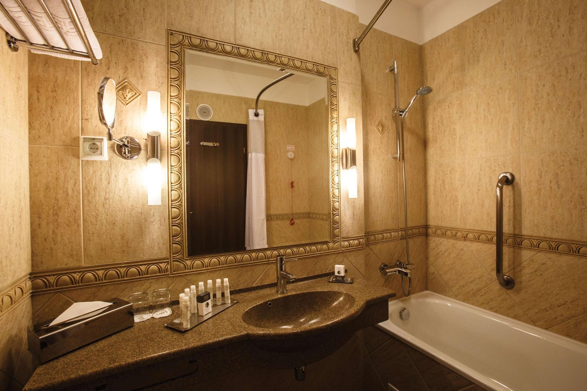Doubletree By Hilton Hotel Sighisoara - Cavaler Dış mekan fotoğraf