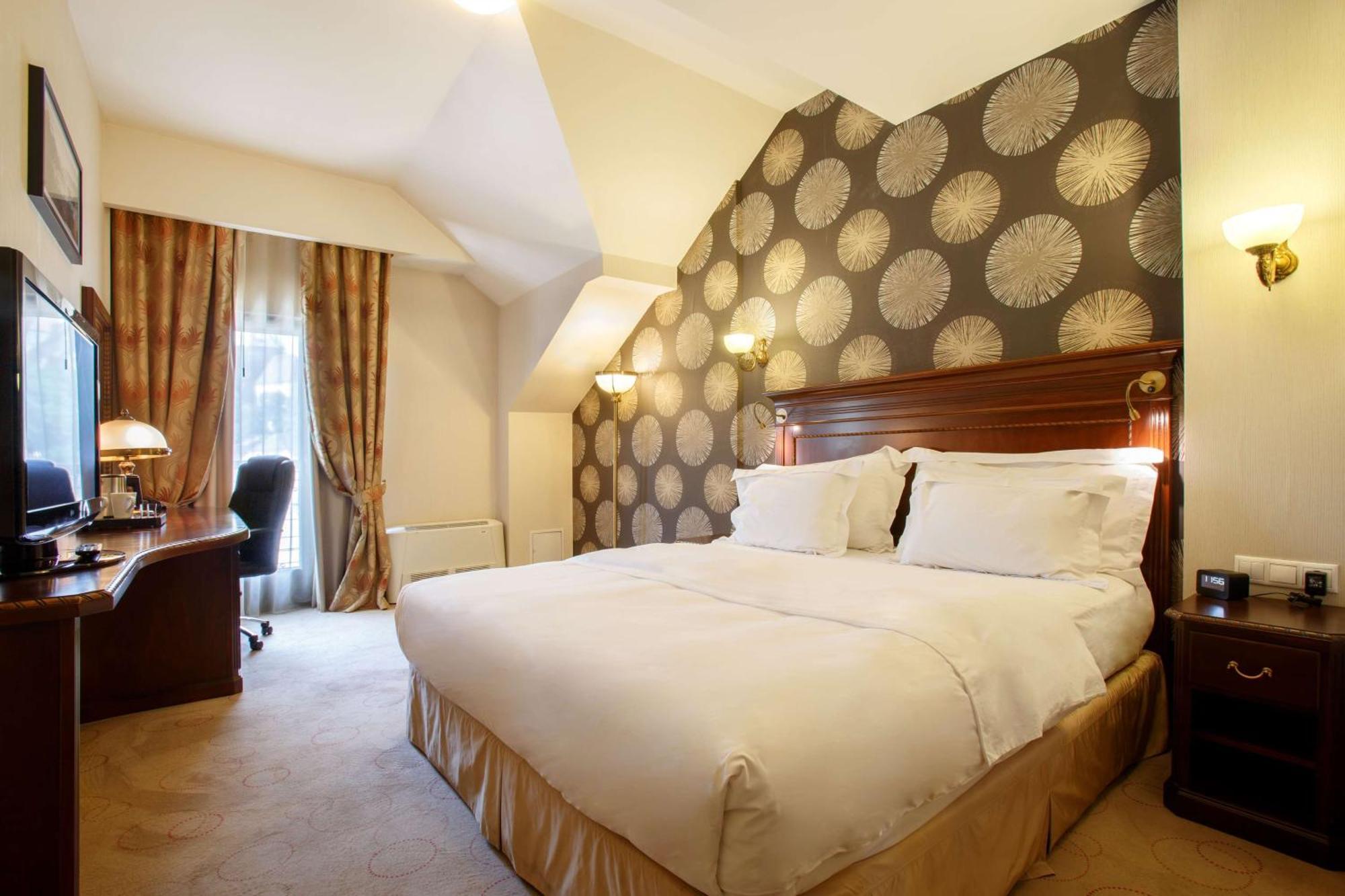 Doubletree By Hilton Hotel Sighisoara - Cavaler Dış mekan fotoğraf