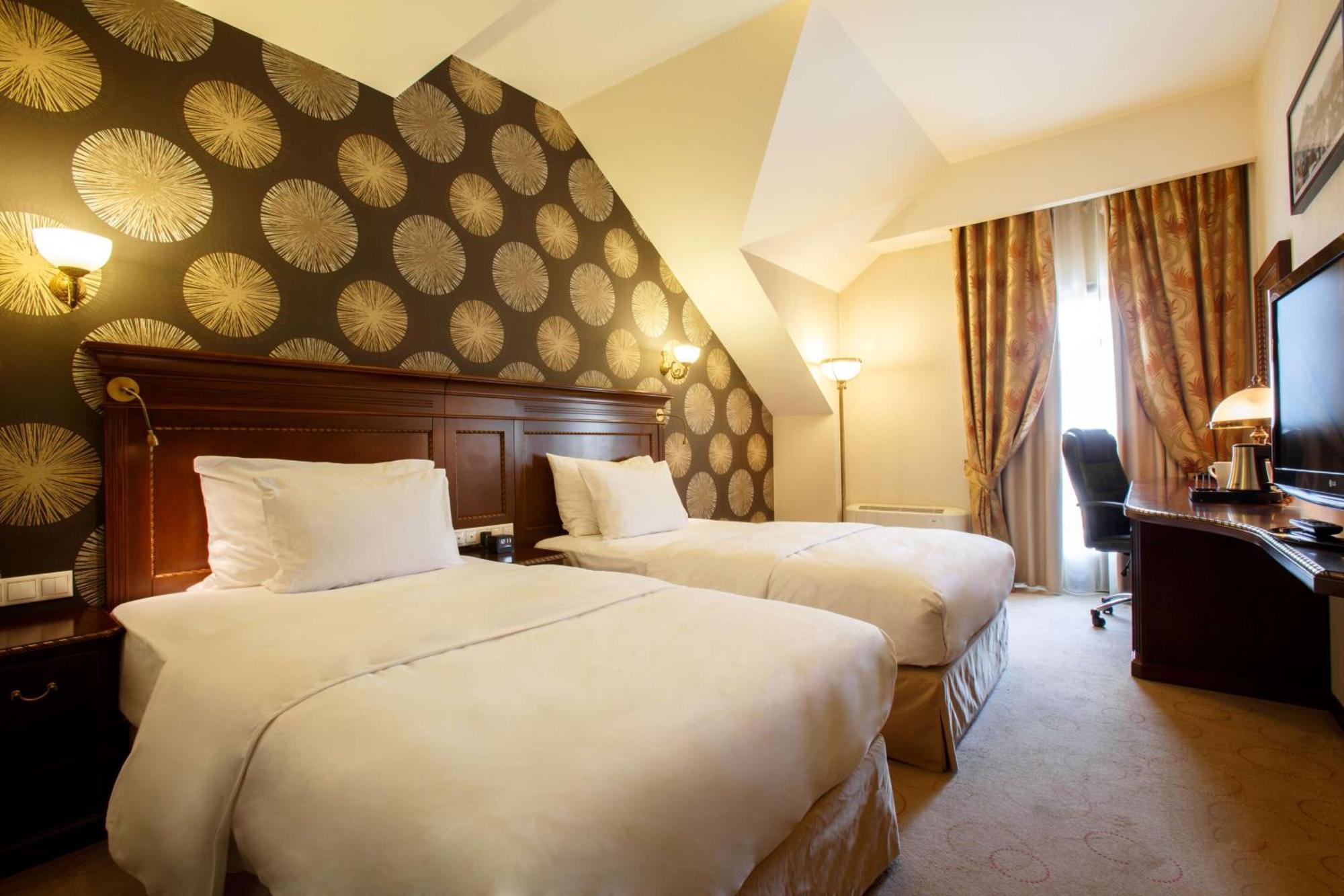 Doubletree By Hilton Hotel Sighisoara - Cavaler Dış mekan fotoğraf