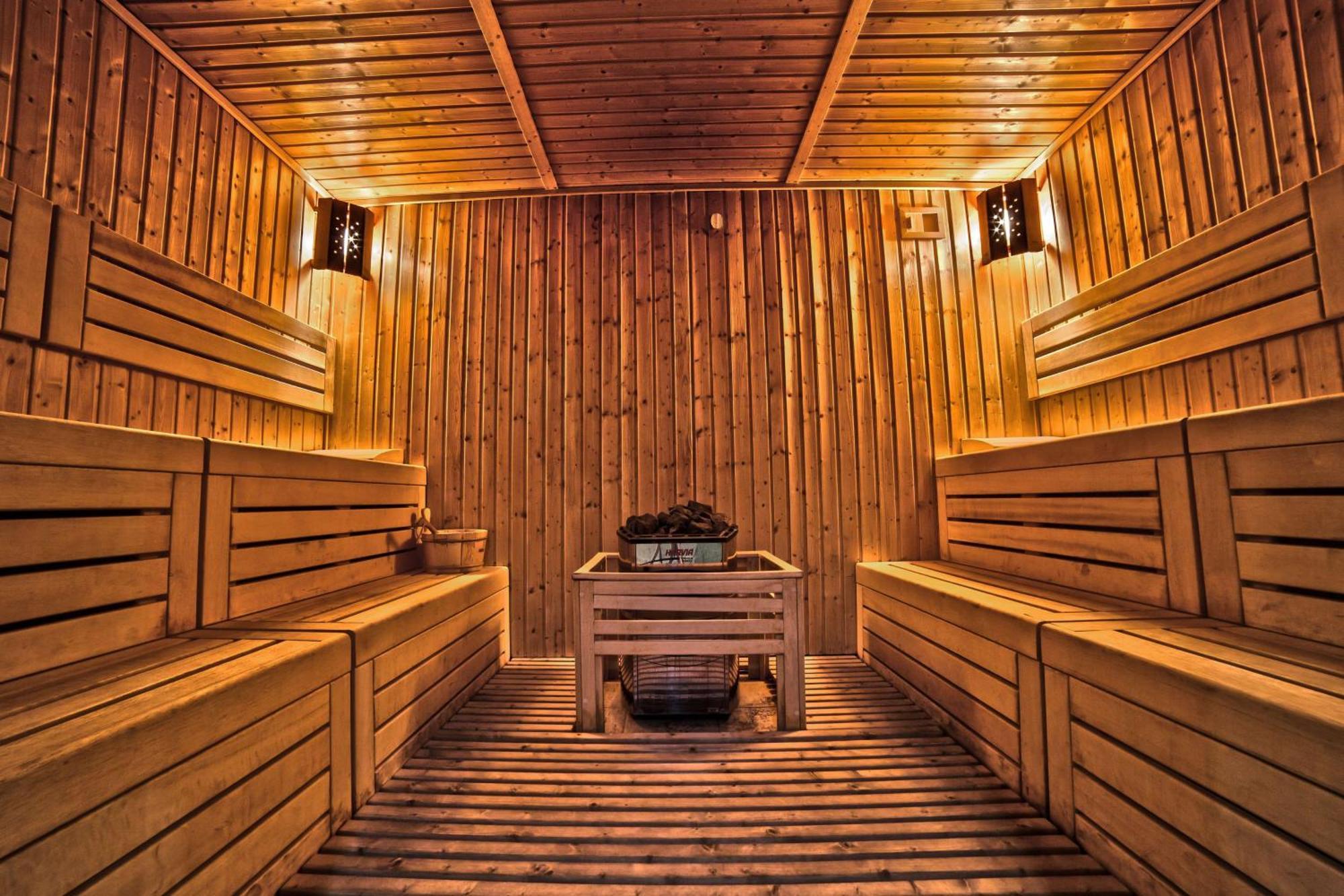 Doubletree By Hilton Hotel Sighisoara - Cavaler Dış mekan fotoğraf